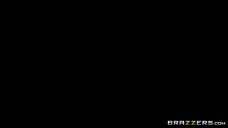 Brazzers House Season 3 Ep4 - Alexis Fawx hosts a filthy sex orgy