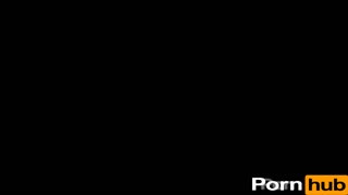 Daisy Marie - Womens Pen - Scene 1
