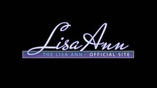 Lisa Ann and Phoenix Marie fuck in hot threesome