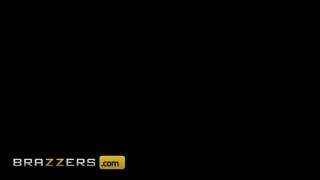 Brazzers - Sexy Queen Of Darkness Gina Valentina Sits On Her Throne Waiting For A Big Cock To Ride